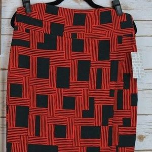 LARGE LULAROE CASSIE